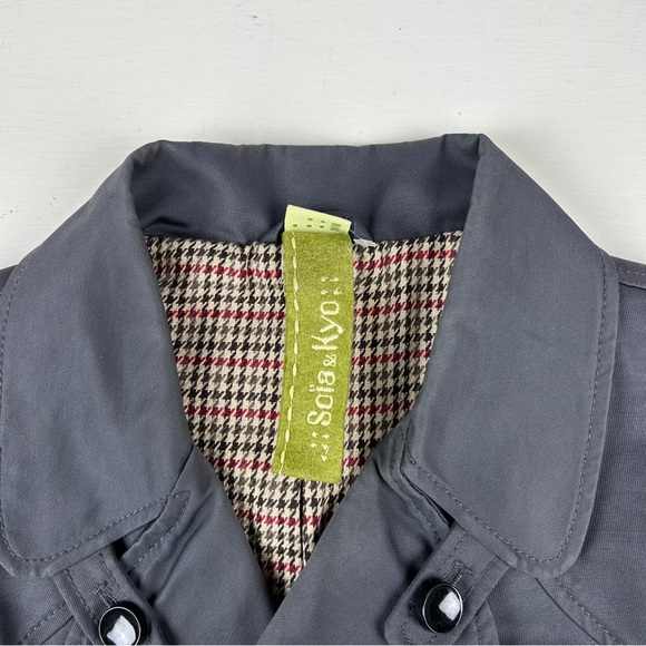 Soia & Kyo - Gray Women’s Double Breasted Short Jacket Sz Medium - Picture 3 of 6